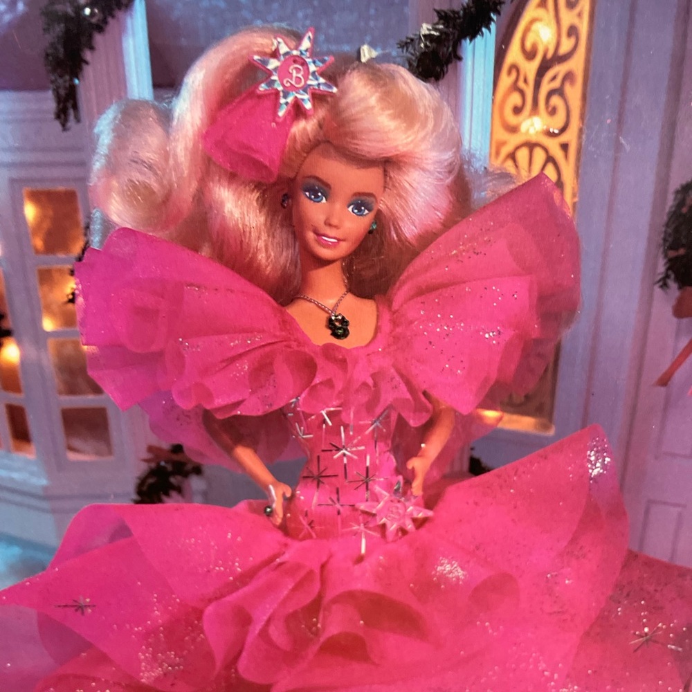 Barbie Special Edition Holiday Doll - Pink - Picture 4 of 4